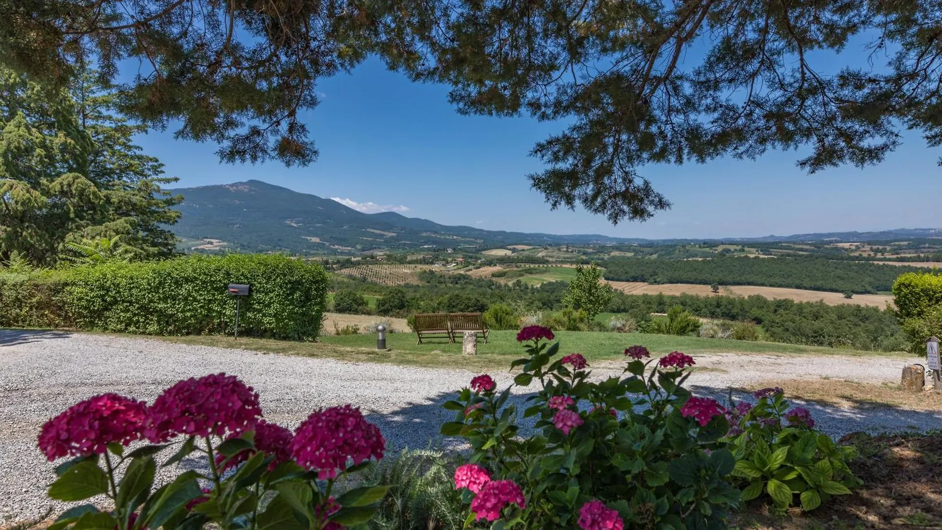 Landhuis Agriturismo Spazzavento Palazzone