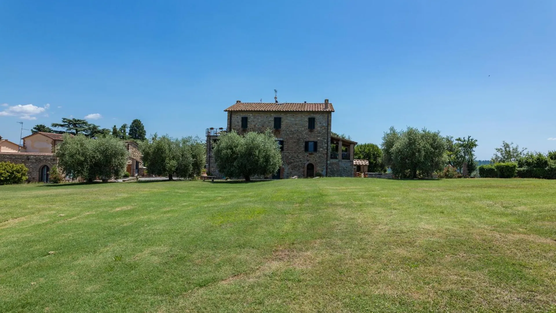 Agriturismo Spazzavento Palazzone 0*,